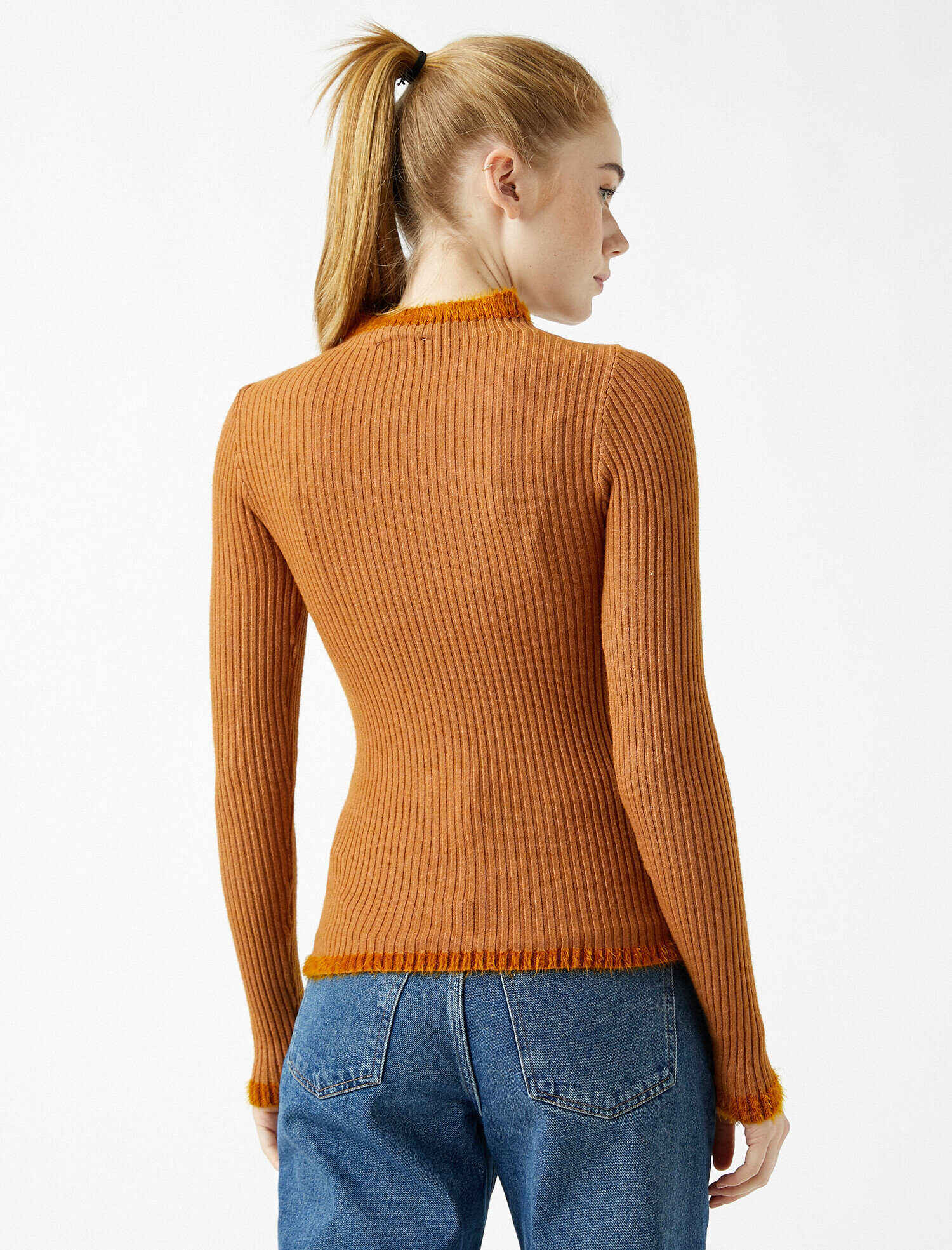 funnel neck pullover