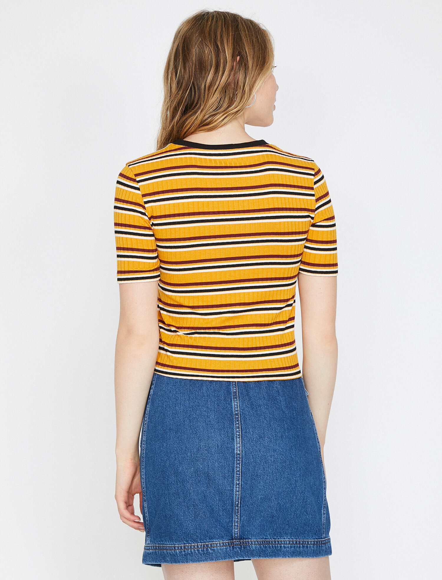 blue and yellow striped t shirt