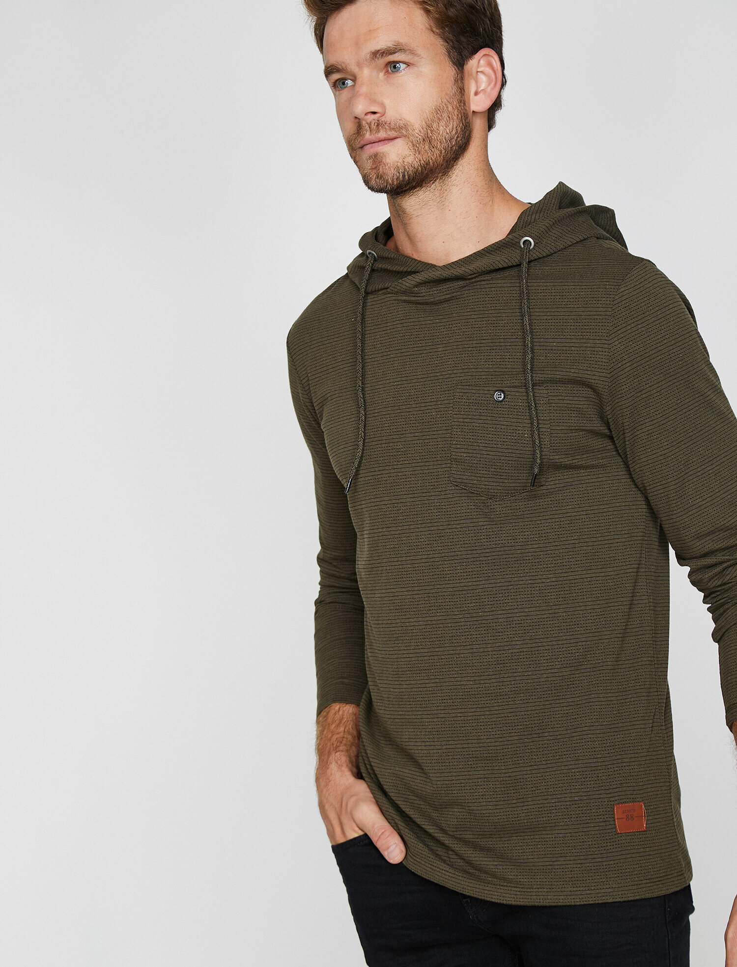 brown hooded t shirt