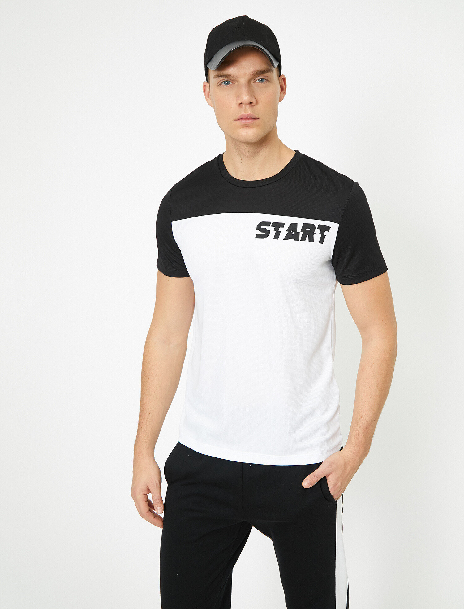 Koton Yazılı Baskılı T-Shirt  - Beyaz. 2