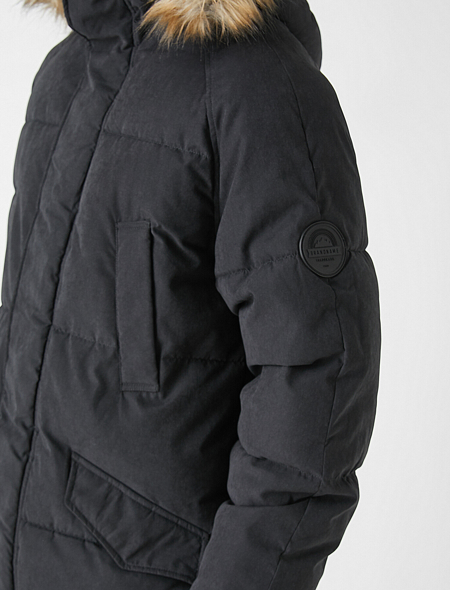 faux fur trim pocket detail puffer