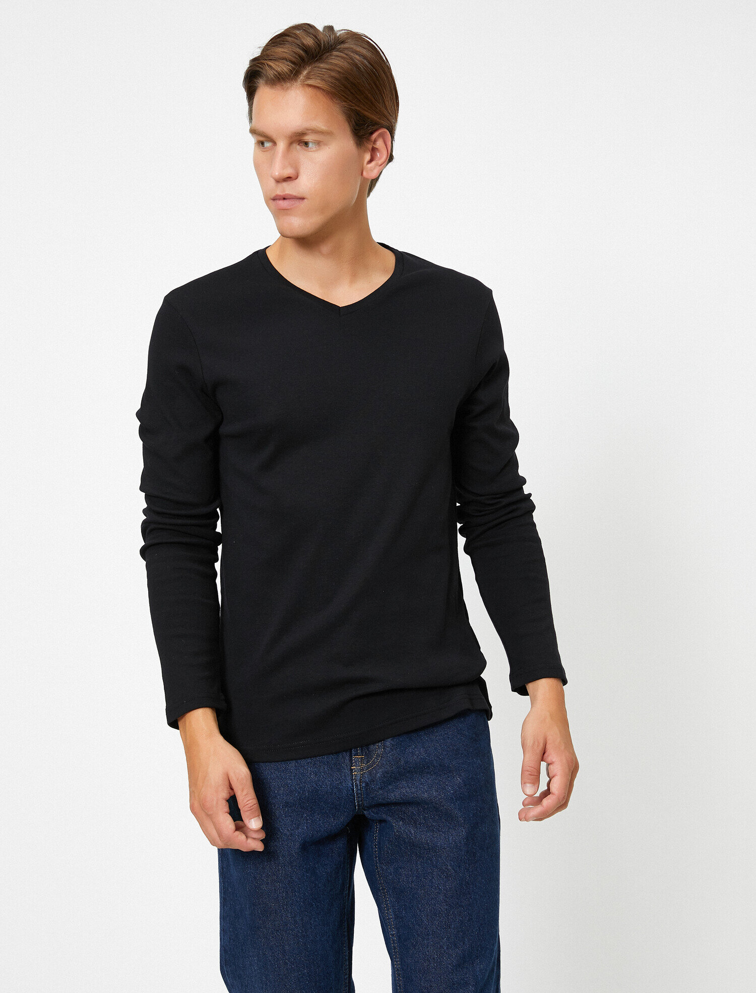 slim fit black v neck