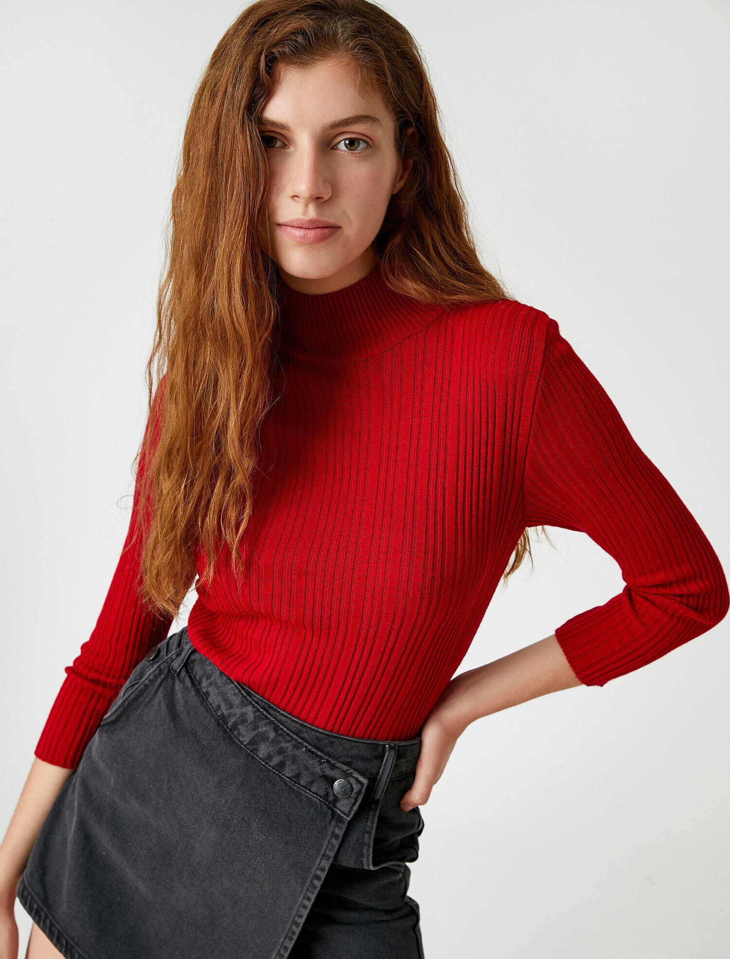 red sweater crop