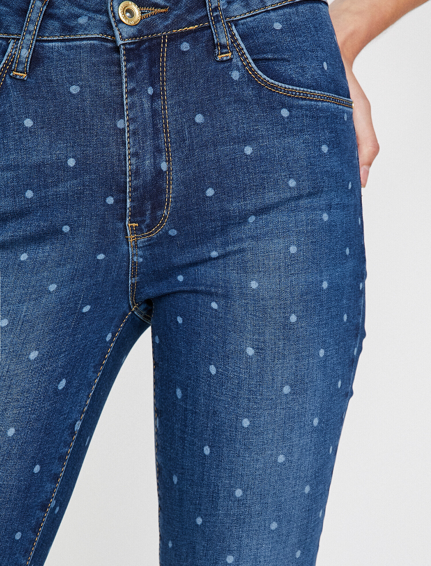 Koton Puantiyeli Kate Jean Pantolon - İndigo. 5