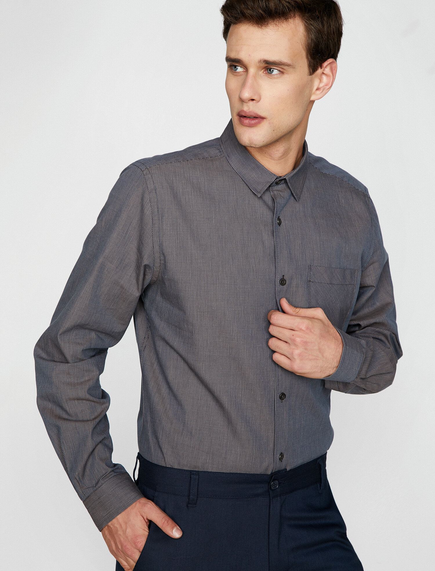 Хлопчатобумажная ткань для сорочки. Рубашка какой материал лучше. Ткани для рубашек мужских. Ткань для пошива рубашки. Материалы для сорочки.