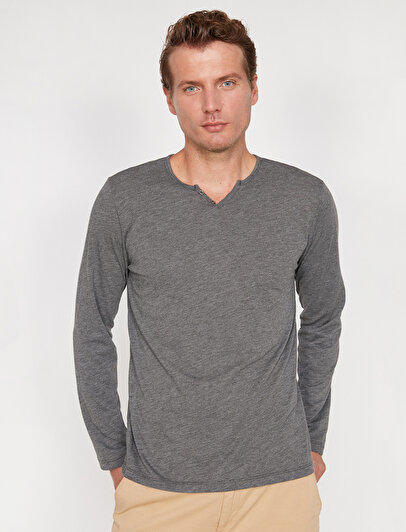 mens long sleeve v neck t shirt with pocket