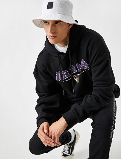 sweatshirt without cap