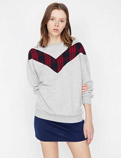 Patterned Sweatshirt