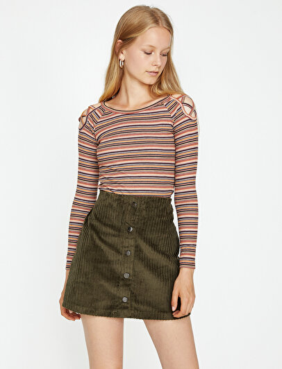 Button Detailed Skirt