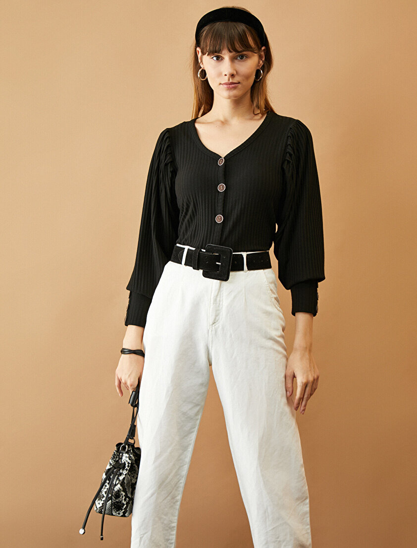 Düğme Detaylı T-Shirt