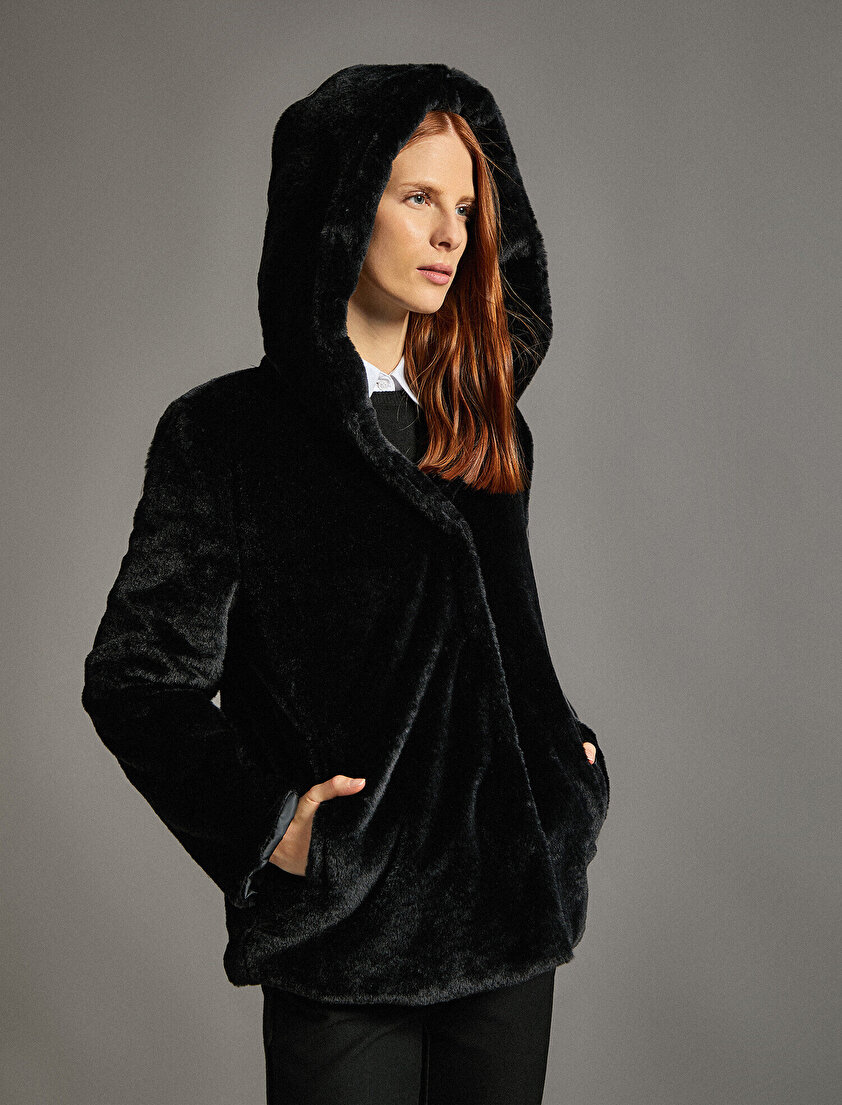 Kapüşonlu Peluş Kaban