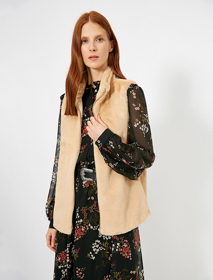 Fermuar Detaylı Yelek