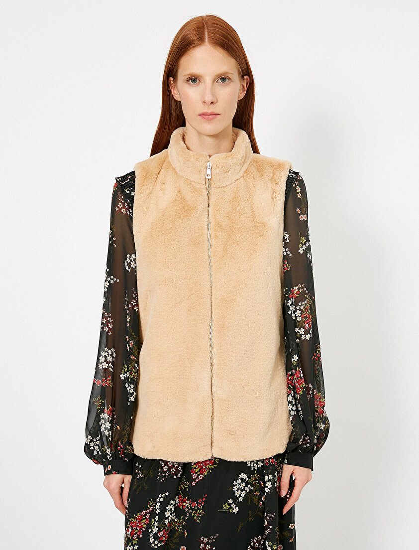 Fermuar Detaylı Yelek