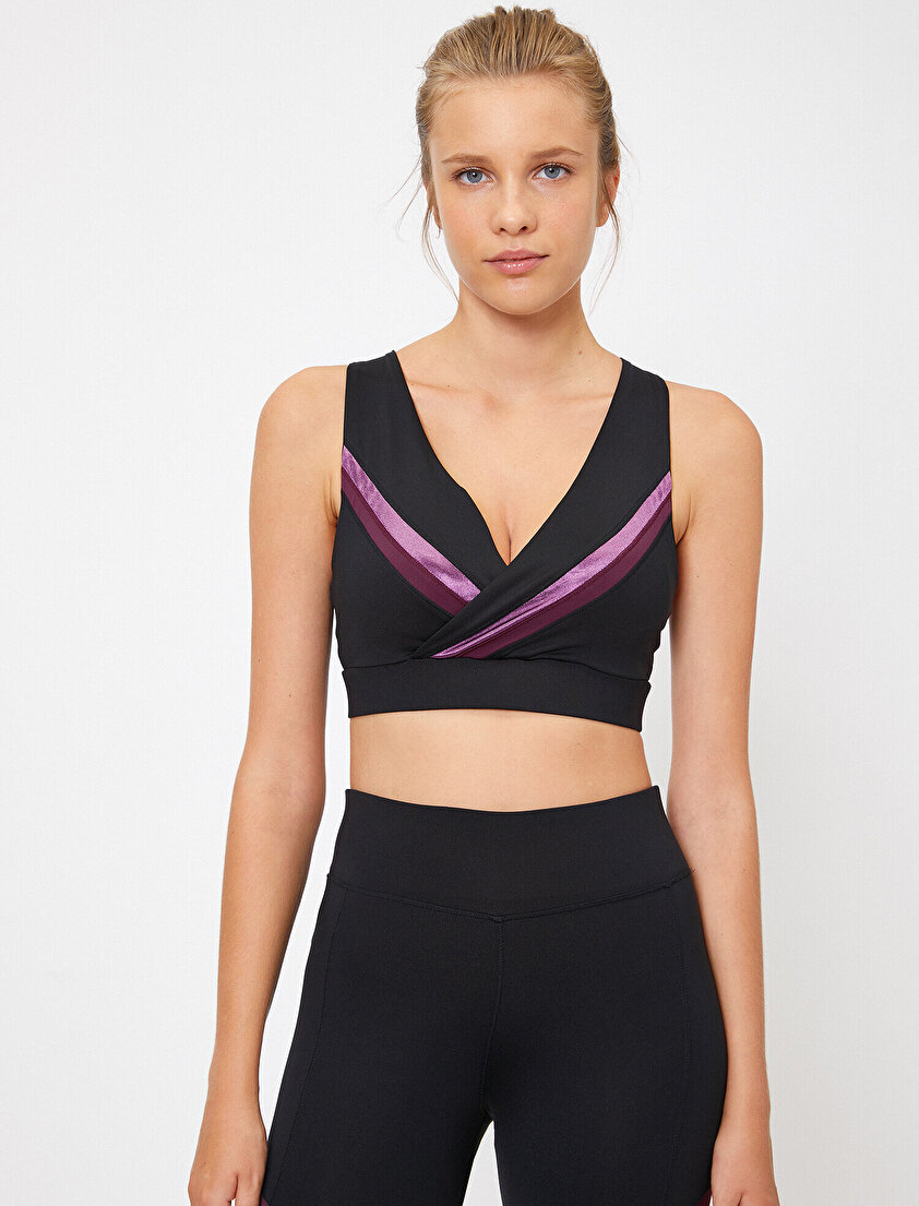 Ebru Şallı Loves Koton Sport Sütyeni