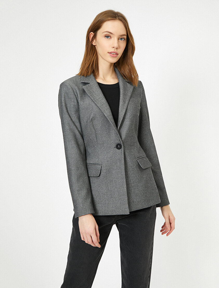 Düğme Detaylı Ceket