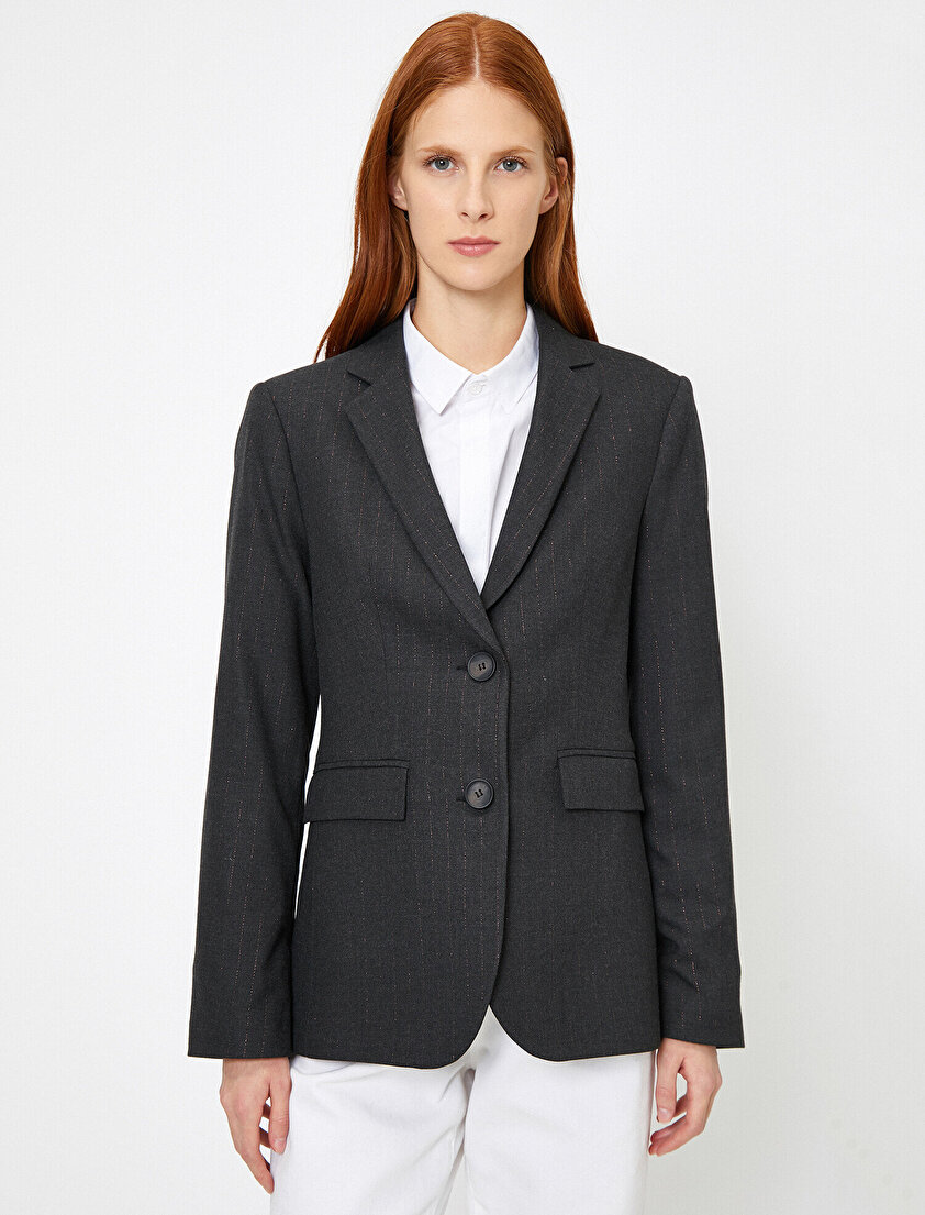 Düğme Detaylı Ceket