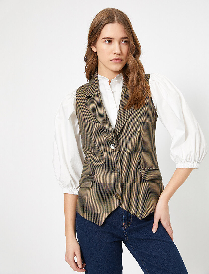 Düğme Detaylı Yelek