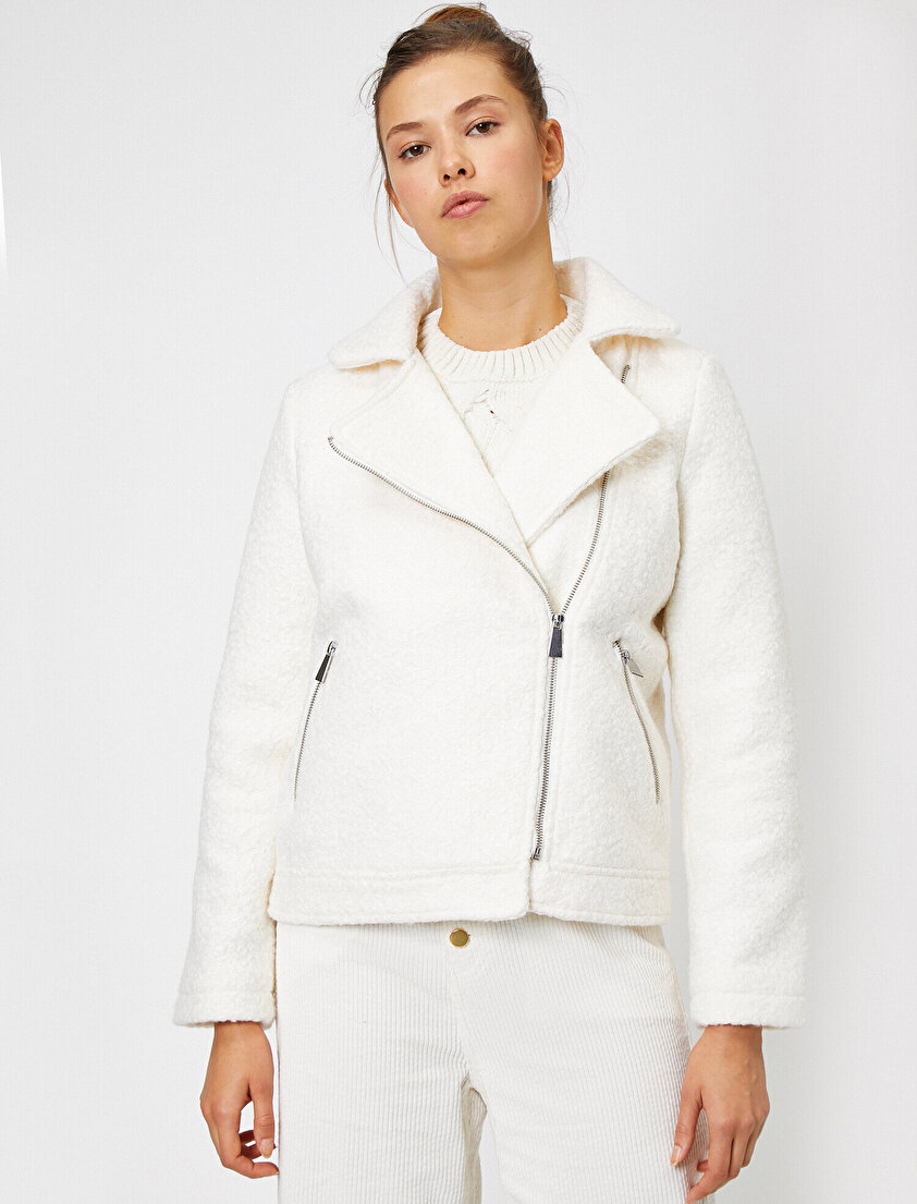 Cep Detaylı Peluş Mont