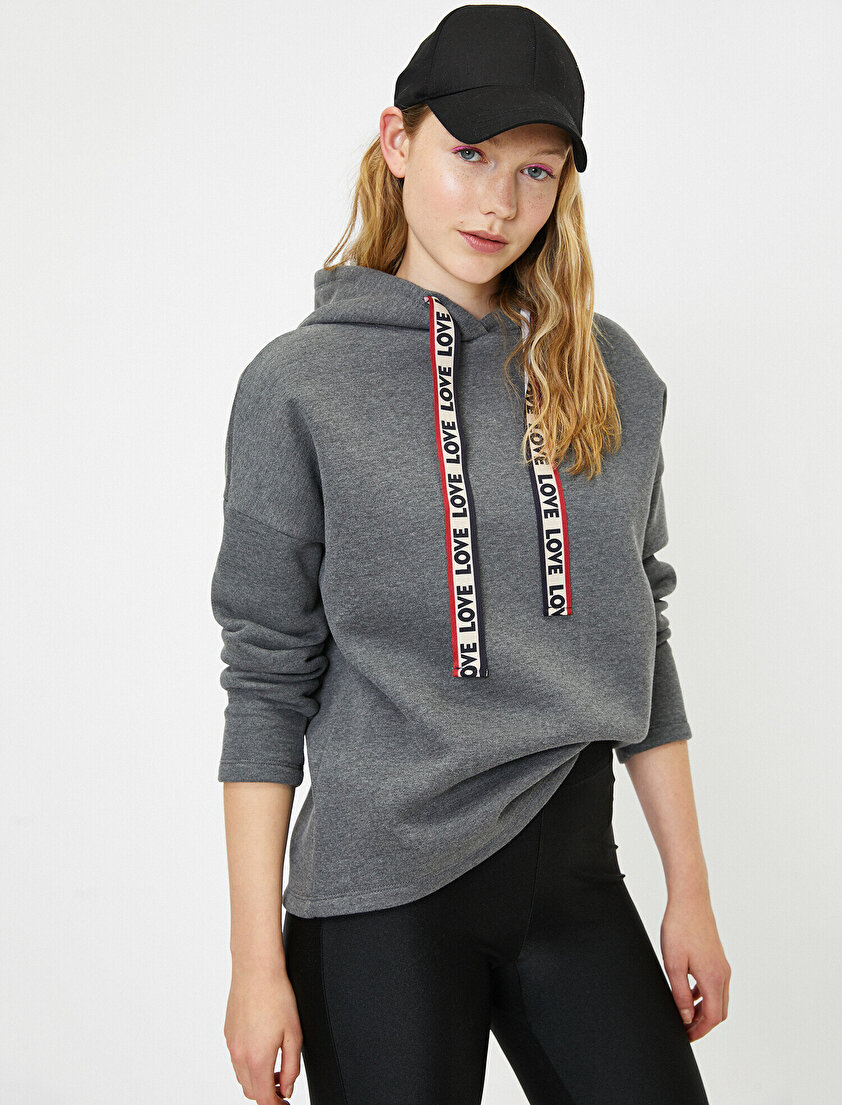 Kapüşonlu Sweatshirt