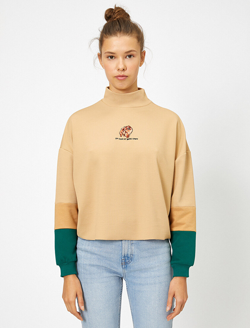 İşlemeli Sweatshirt
