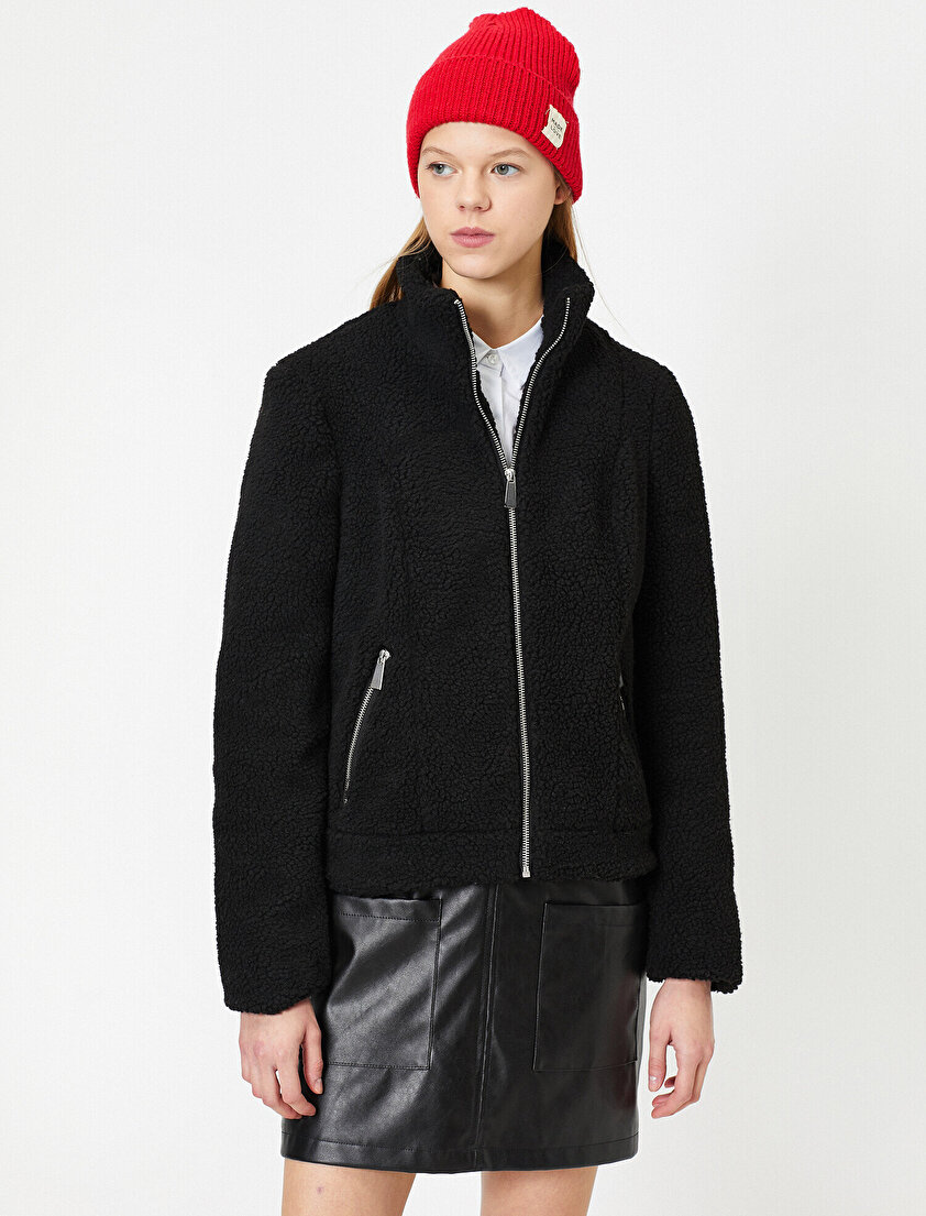 Cep Detaylı Peluş Mont