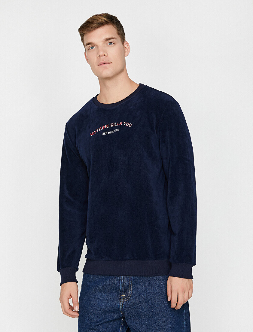 Yazılı Baskılı Sweatshirt