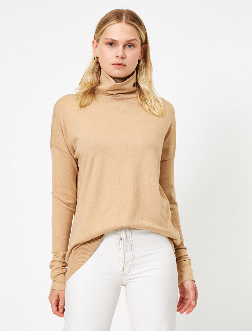 Yüksek Yaka Oversize Uzun Kollu Tişört