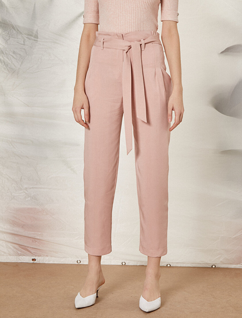 Bağcıklı Yüksek Bel Kısa Paça Pantolon