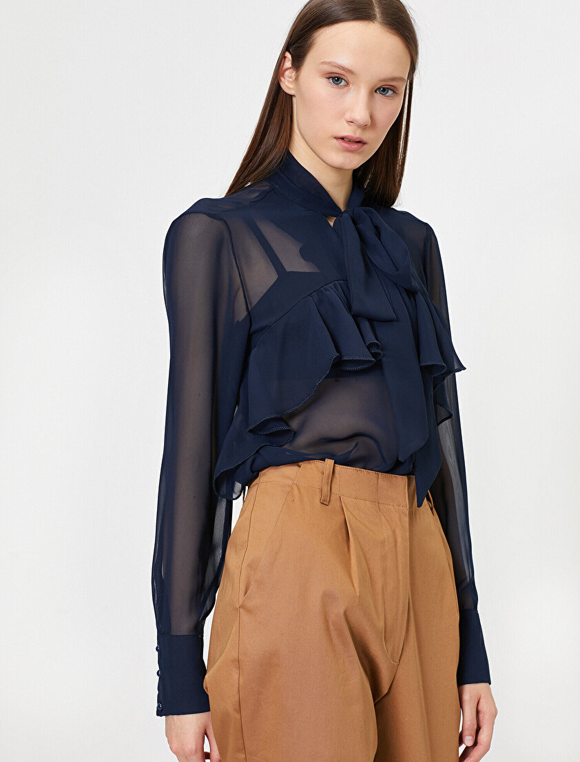 Yaka Bağcık Detaylı Fırfırlı Tül Uzun Kollu Bluz