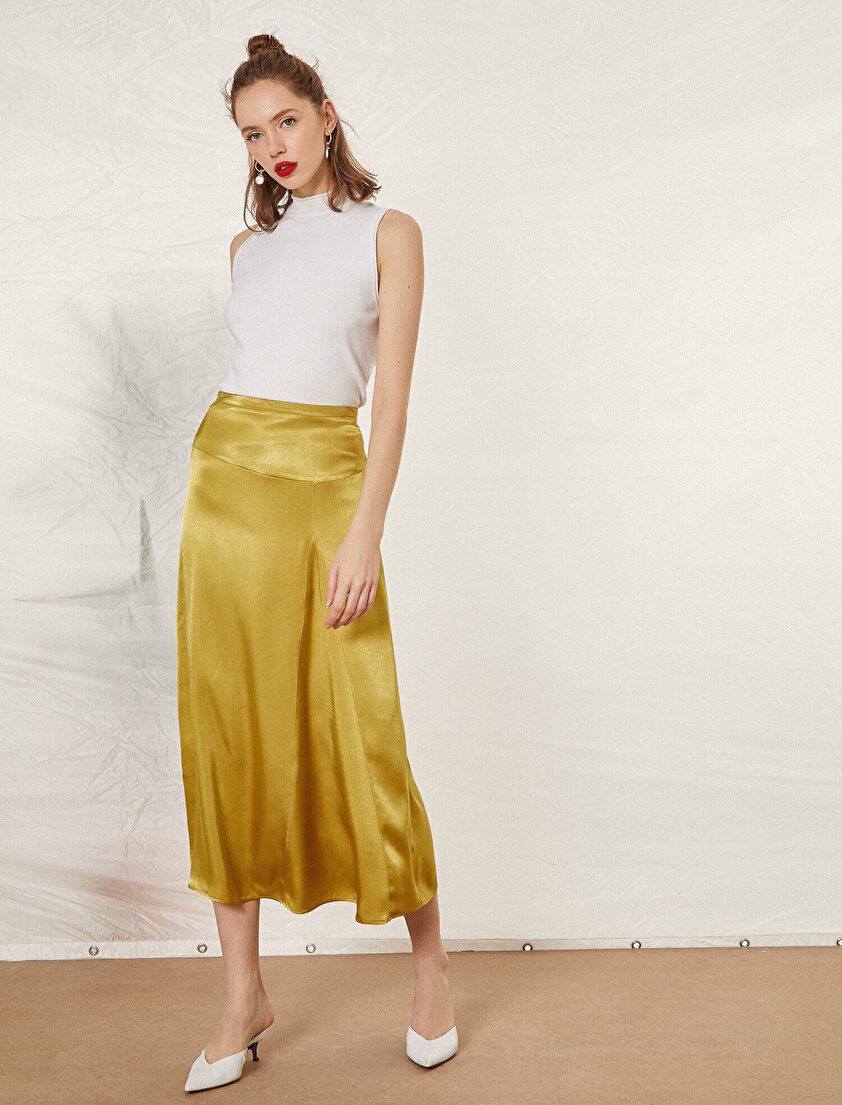 Bel Dikiş Detaylı Midi Boy Etek