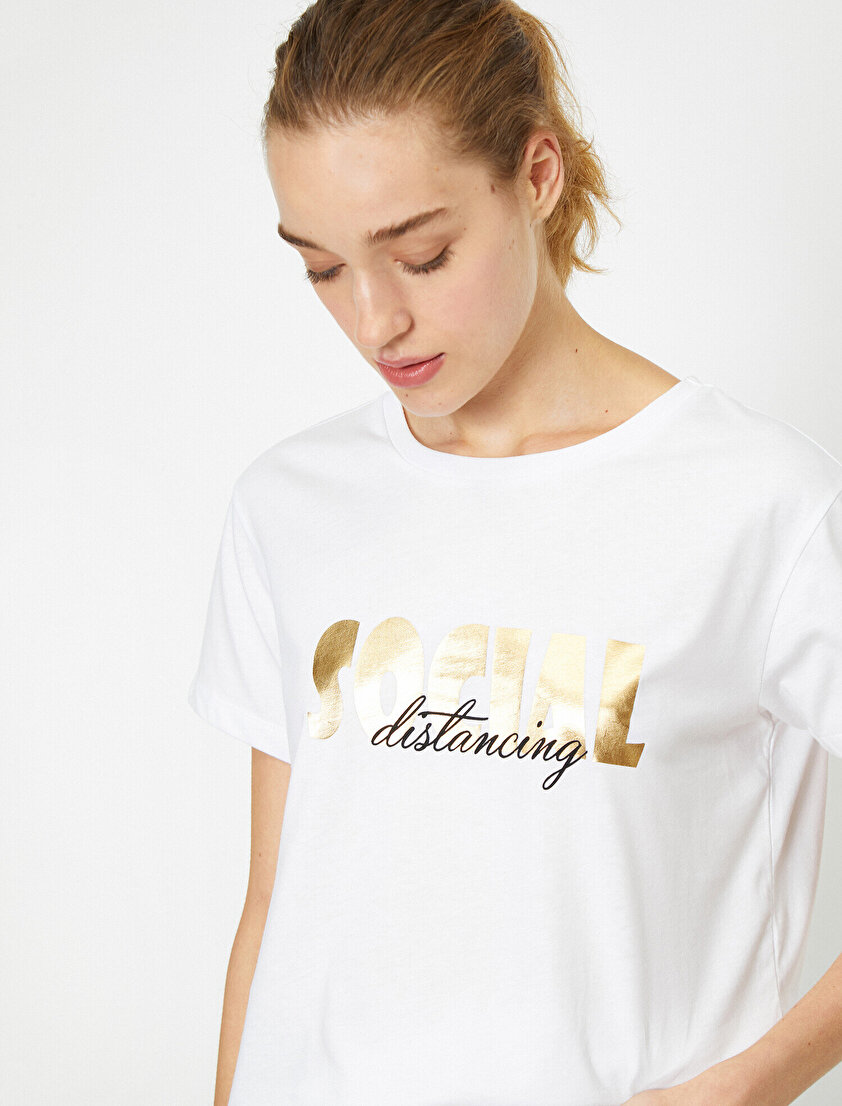 Bisiklet Yaka Kısa Kollu Yazılı Baskılı Tişört