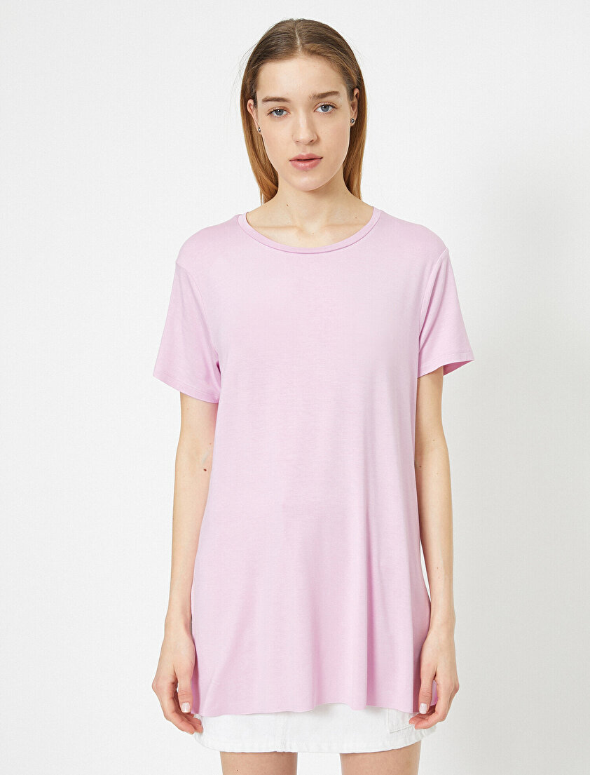 Yırtmaç Detaylı Bol Kesim Tişört