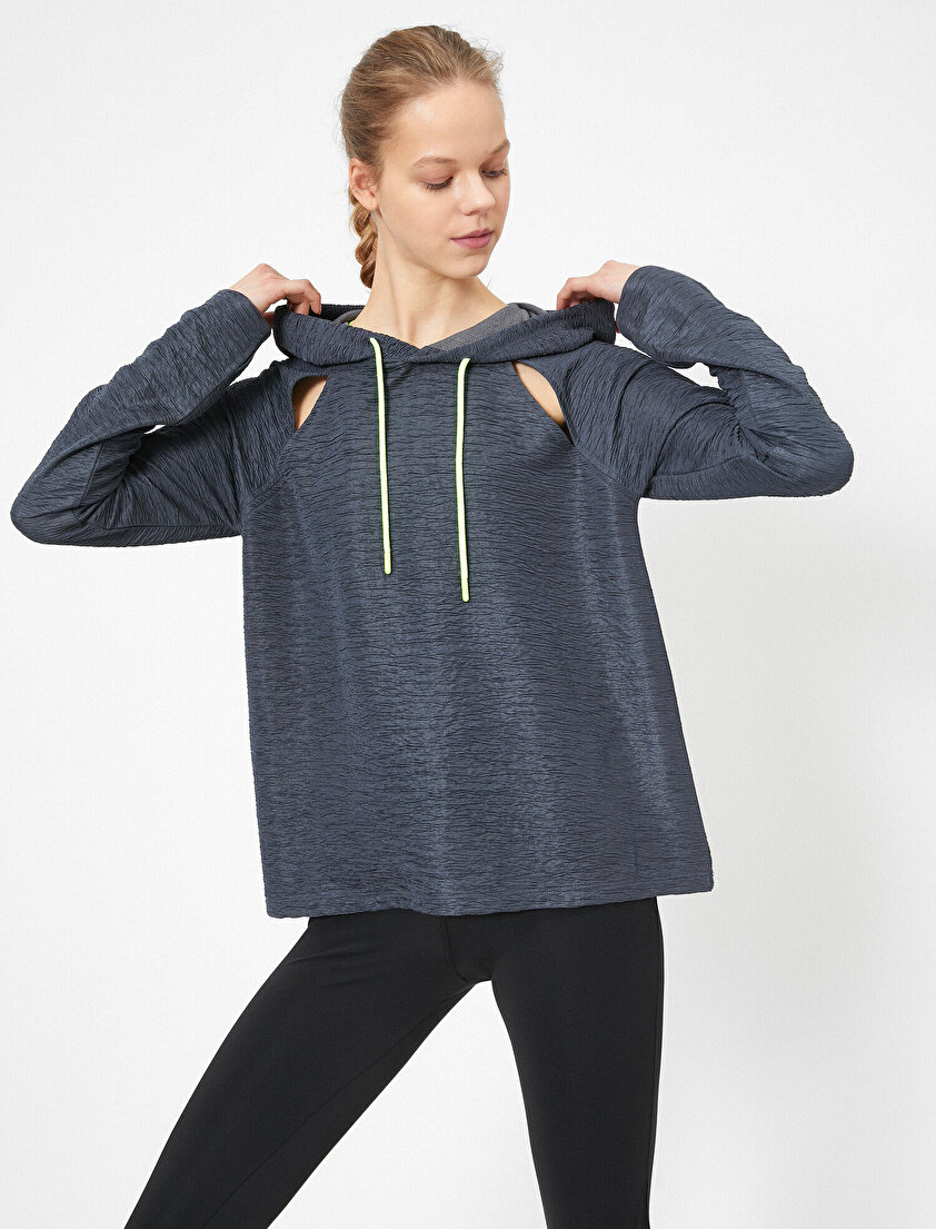 Kapüşonlu Sweatshirt