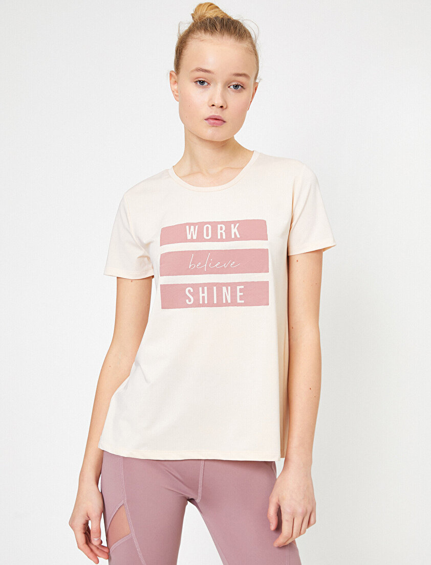 Sırt Detaylı T-Shirt