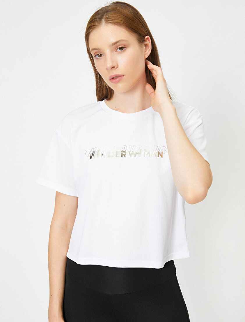 Wonder Woman Lisanslı Yazılı Baskılı Kısa Kollu Tişört