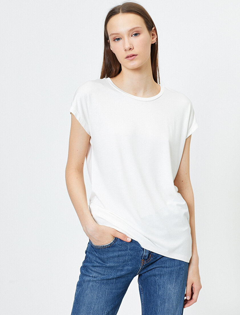 Bisiklet Yaka Standart Kalıp Basic Tişört