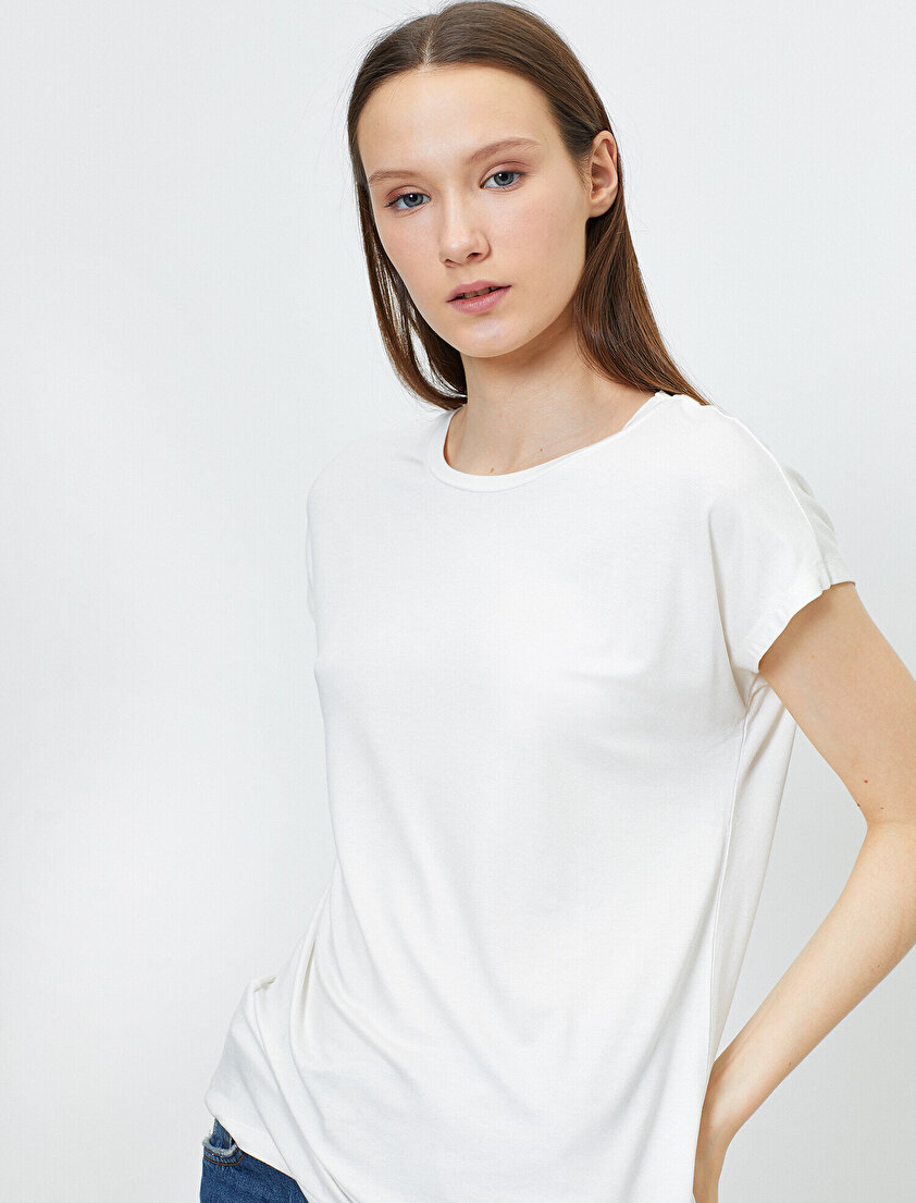 Bisiklet Yaka Standart Kalıp Basic Tişört