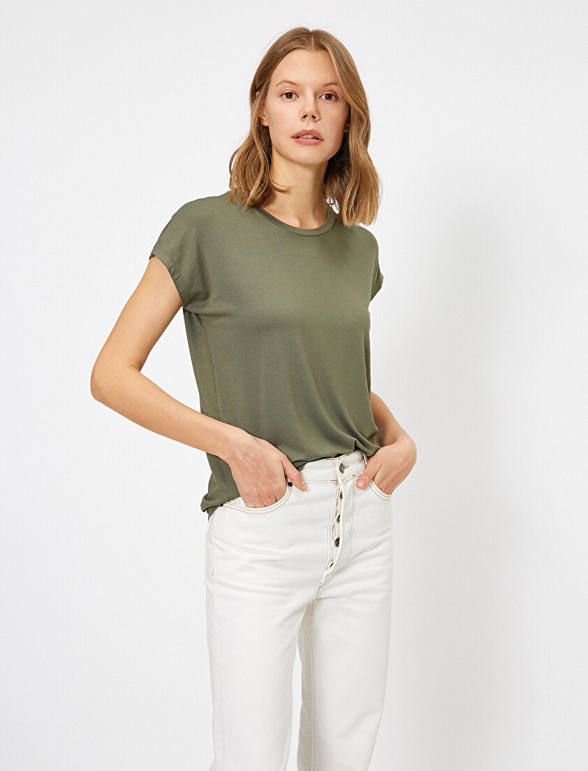 Bisiklet Yaka Standart Kalıp Basic Tişört