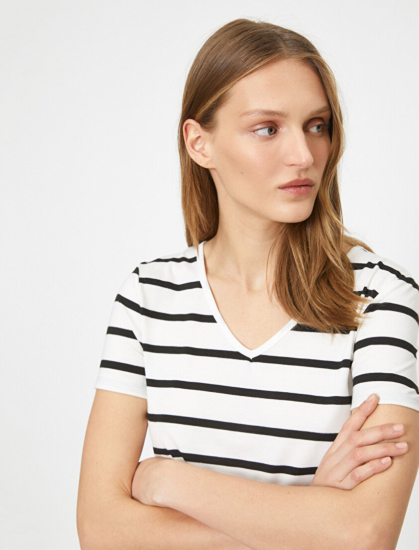 Çizgili T-Shirt