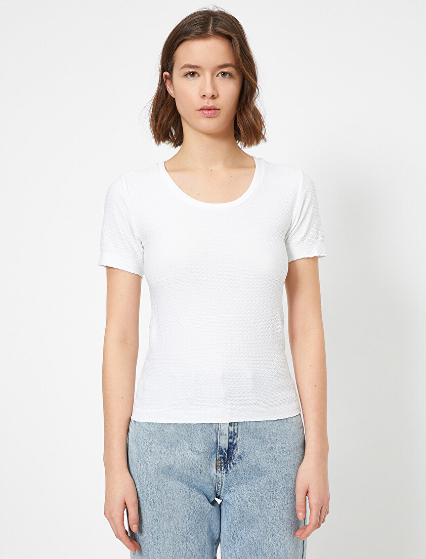 Bisiklet Yaka Dar Kalıp Basic Tişört