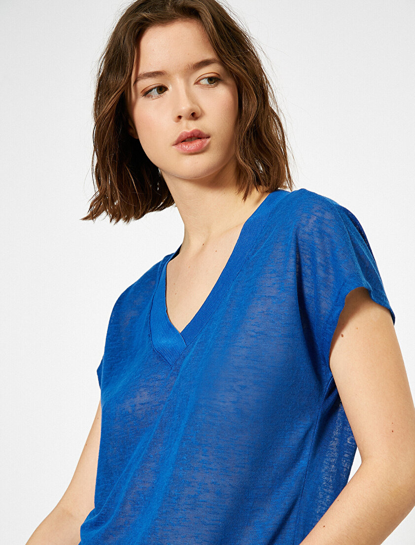 Keten Görünümlü V Yaka Tişört