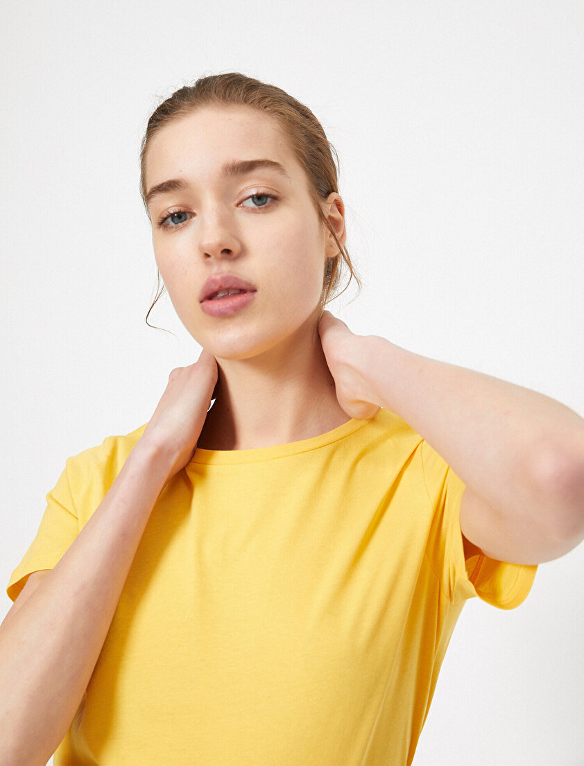 Bisiklet Yaka Basic Tişört