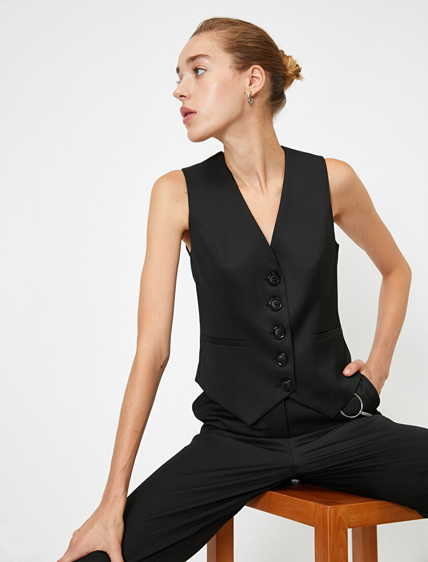 Düğme Detaylı Yelek