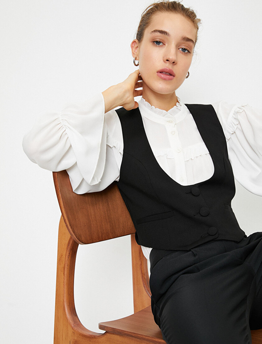 Düğmeli Cep Detaylı Yelek