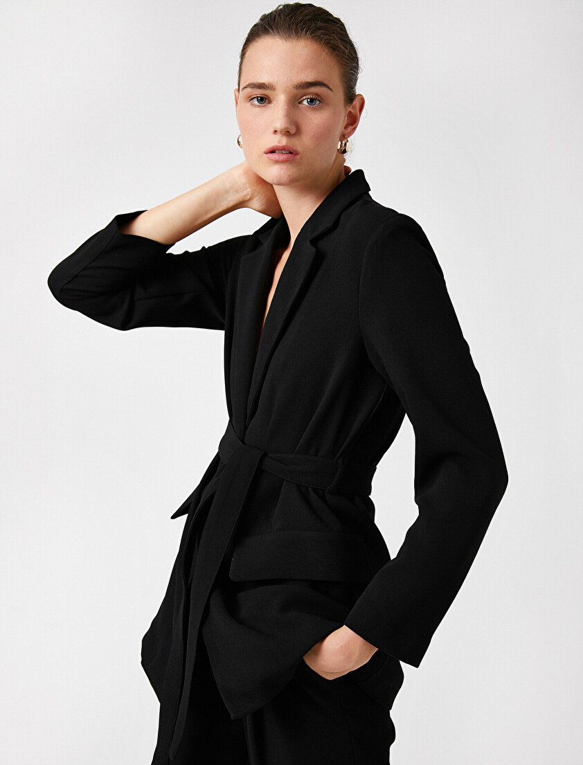 Kuşak Detaylı Cepli Ceket