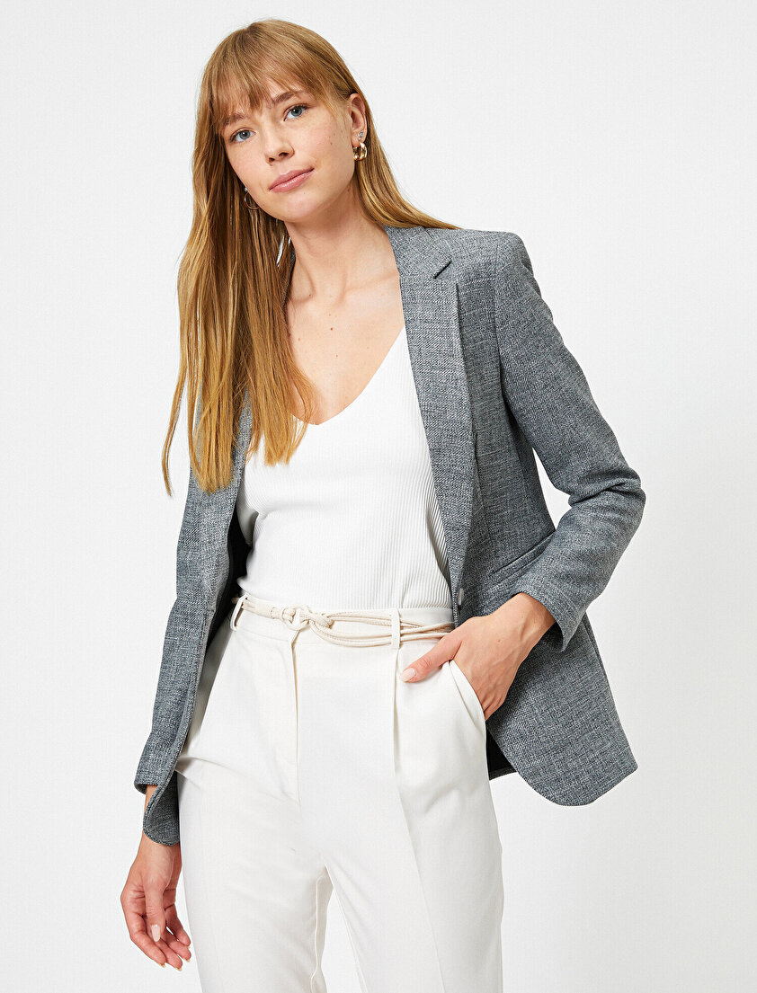 Cep Detaylı Düğmeli Blazer Ceket