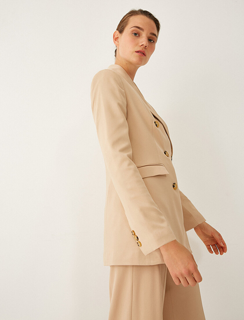 Düğme Detaylı Kruvaze Blazer Ceket