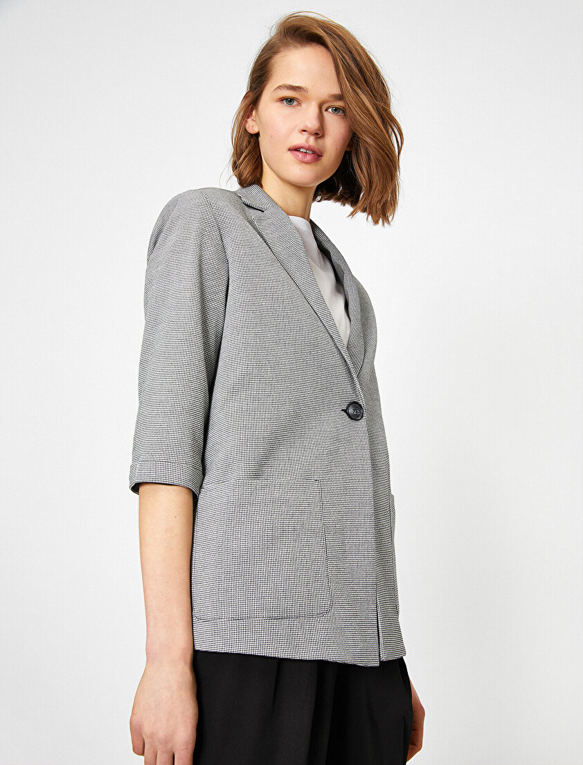 Kolu Katlamalı Ceket