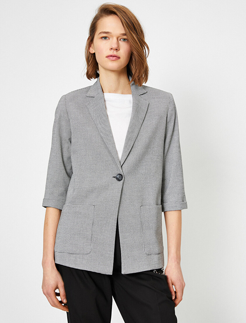 Kolu Katlamalı Ceket