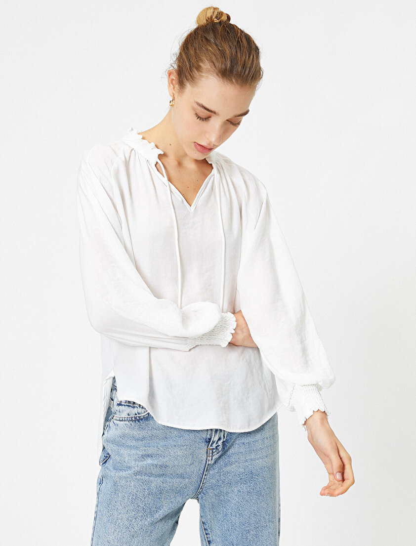 Yaka Detaylı Uzun Kollu Bluz